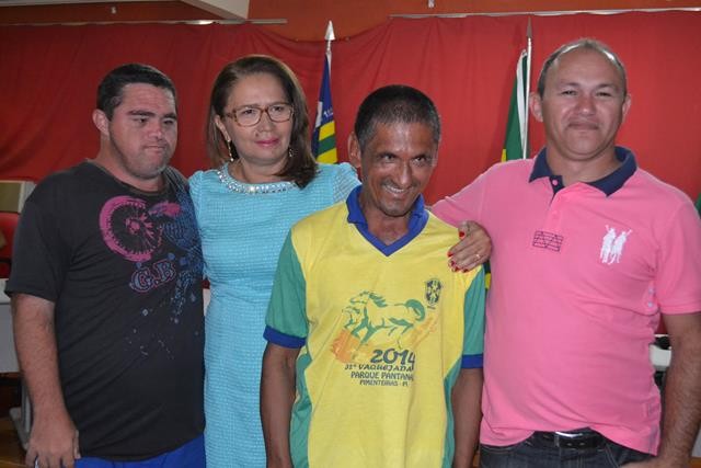 Vice-prefeita Lucia Lacerda assumi a prefeitura de Pimenteiras - Imagem 51