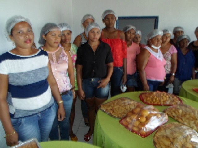 Prefeitos Dr.Zé Maria Entrega Certificados e Realiza Inauguração na Localidade Canto - Imagem 12