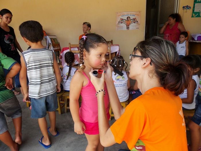 CRECHE TIA ALMIRA COMEMORA SEMANA DA CRIANÇA - Imagem 1