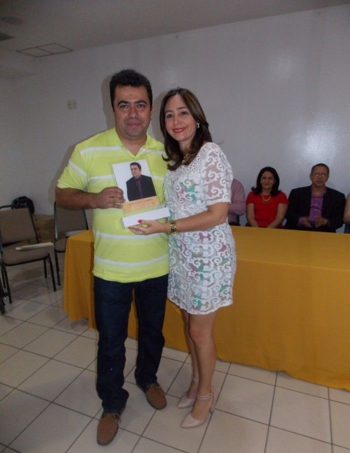 Prefeito Moisés Barbosa é Homenageado pela Revista Em Foco de Teresina  - Imagem 21