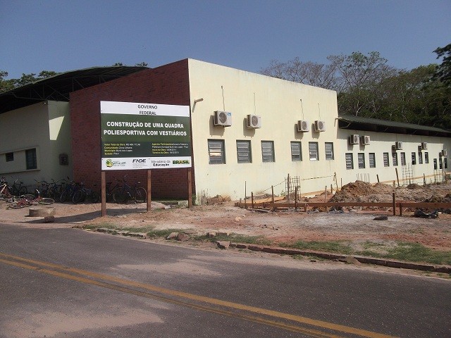 Mais uma quadra poliesportiva coberta está sendo construída em Buriti dos Lopes - Imagem 1