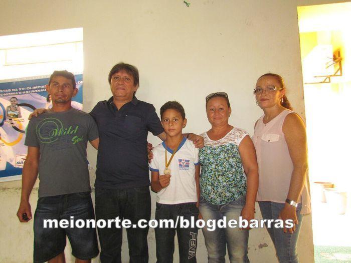 Alunos de escolas municipais ganham medalhas da OBA - Imagem 15