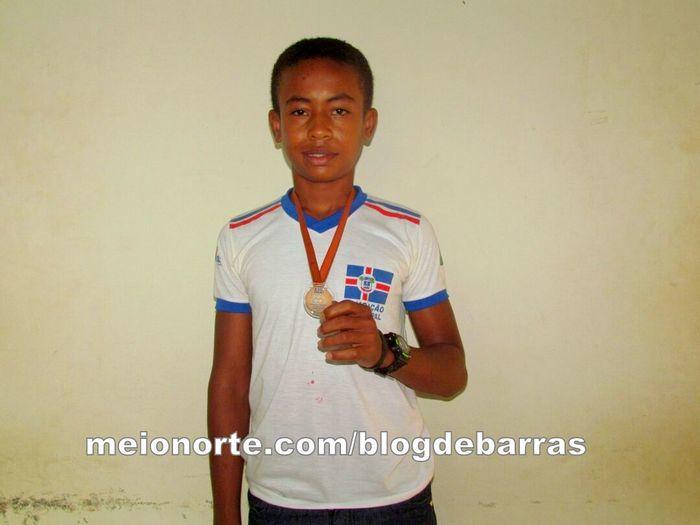 Alunos de escolas municipais ganham medalhas da OBA - Imagem 2