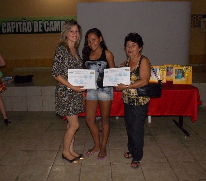 Entrega de certificados para Debutantes participantes do VI Baile - Imagem 29
