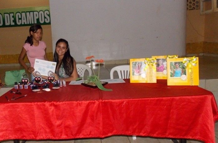 Entrega de certificados para Debutantes participantes do VI Baile - Imagem 41