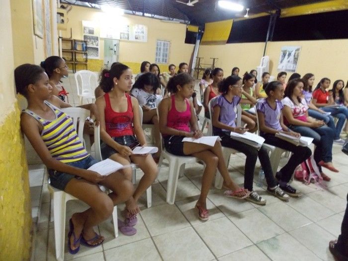 Entrega de certificados para Debutantes participantes do VI Baile - Imagem 5