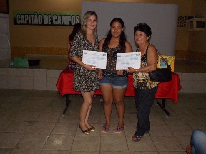 Entrega de certificados para Debutantes participantes do VI Baile - Imagem 35