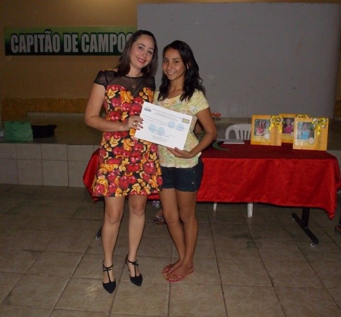 Entrega de certificados para Debutantes participantes do VI Baile - Imagem 32