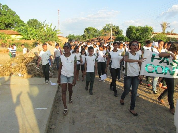 II Caminhada Contra as Drogas da Escola Roque Alencar em Agricolândia  - Imagem 15