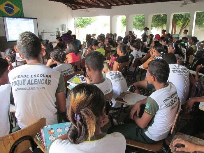 Coordenador da casa de Recuperação vida verdadeira  Faz palestra Sobre Drogas na Escola Roque Alencar em Agricolândia  - Imagem 5
