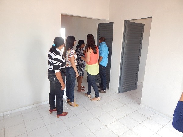 Beneficiários recebem casas do Programa Minha Casa Minha Vida  - Imagem 14