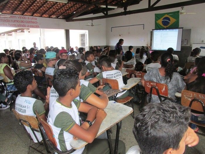 Coordenador da casa de Recuperação vida verdadeira  Faz palestra Sobre Drogas na Escola Roque Alencar em Agricolândia  - Imagem 6