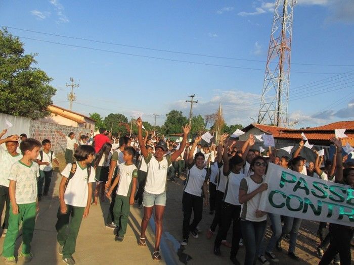 II Caminhada Contra as Drogas da Escola Roque Alencar em Agricolândia  - Imagem 14