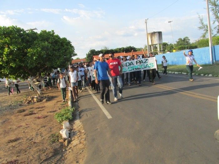 II Caminhada Contra as Drogas da Escola Roque Alencar em Agricolândia  - Imagem 9