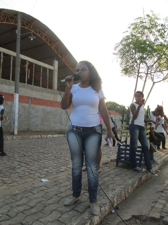 II Caminhada Contra as Drogas da Escola Roque Alencar em Agricolândia  - Imagem 17