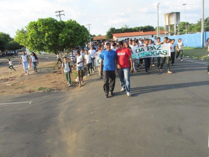 II Caminhada Contra as Drogas da Escola Roque Alencar em Agricolândia  - Imagem 10
