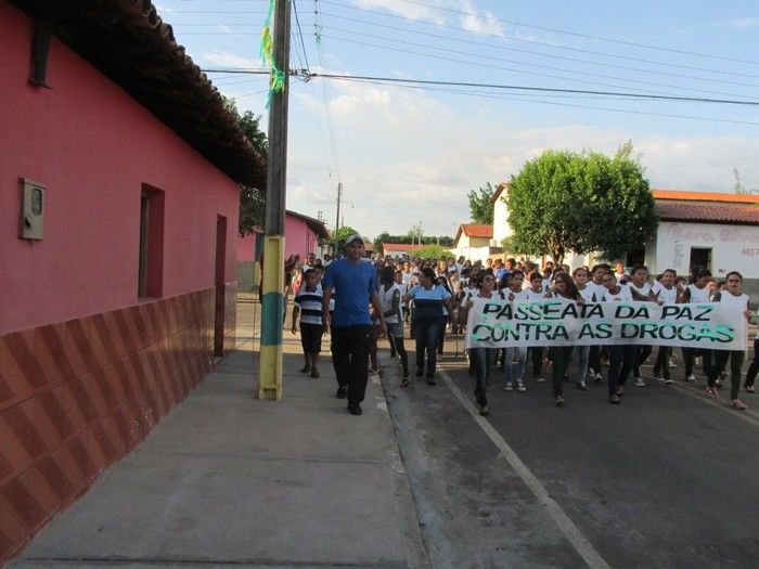 II Caminhada Contra as Drogas da Escola Roque Alencar em Agricolândia  - Imagem 12