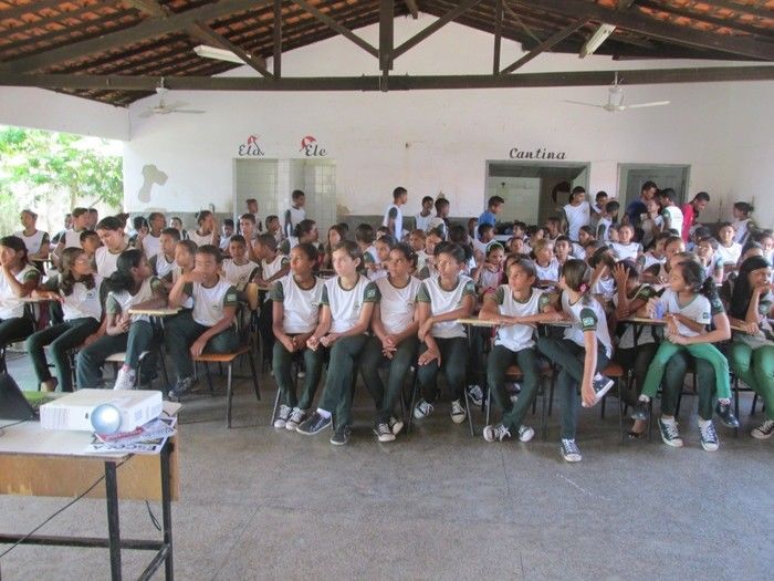 Subtenente Juvenilton Cavalcante da Força Tática de Água Branca Ministra Palestra sobre Drogas na Escola Roque Alencar   - Imagem 5