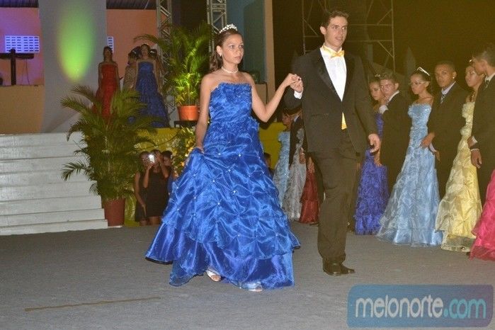 Secretaria Municipal do Trabalho e Assistência Social de Capitão de Campos realizou VI Baile de Debutantes - Imagem 71