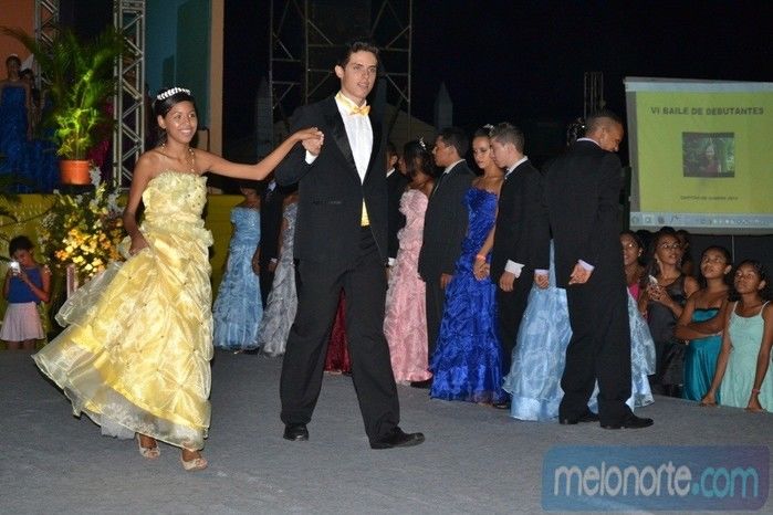 Secretaria Municipal do Trabalho e Assistência Social de Capitão de Campos realizou VI Baile de Debutantes - Imagem 55