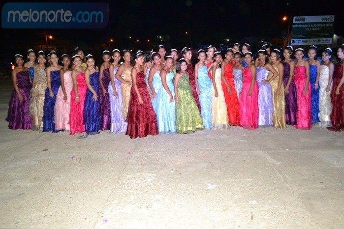 Secretaria Municipal do Trabalho e Assistência Social de Capitão de Campos realizou VI Baile de Debutantes - Imagem 1