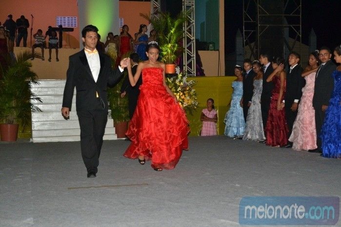 Secretaria Municipal do Trabalho e Assistência Social de Capitão de Campos realizou VI Baile de Debutantes - Imagem 54