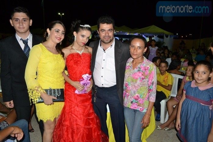 Secretaria Municipal do Trabalho e Assistência Social de Capitão de Campos realizou VI Baile de Debutantes - Imagem 147