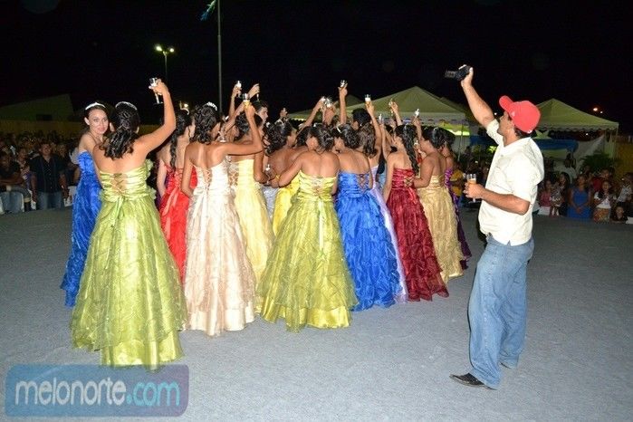 Secretaria Municipal do Trabalho e Assistência Social de Capitão de Campos realizou VI Baile de Debutantes - Imagem 95