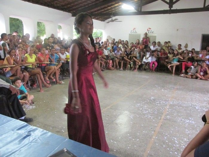 Projeto Contra as Drogas é encerrado com Show de Desfile para a Escolha do Garoto e Garota Roque Alencar 2014 - Imagem 6