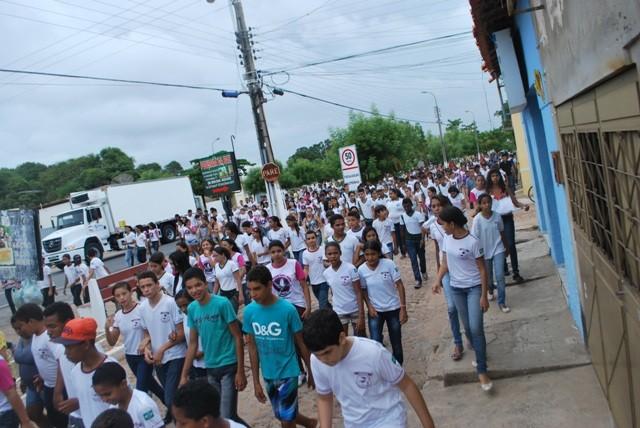 População de Demerval Lobão faz manifesto em defesa da vida - Imagem 6