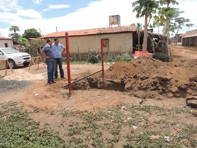 Prefeito Jonas Moura visita canteiro de obras - Imagem 6