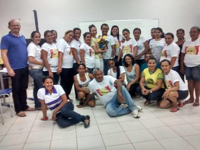 Professores participam de oficina de teatro - Imagem 1