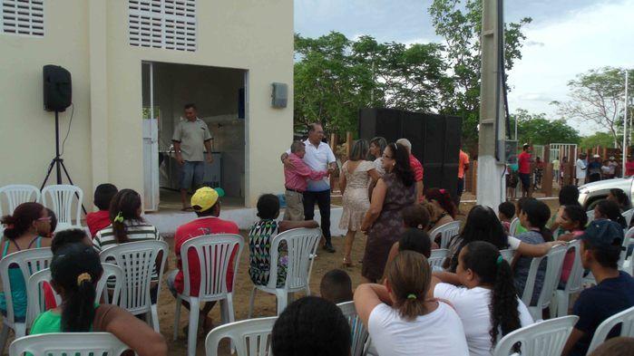 A Prefeita Socorro Bandeira entrega as instalações do novo Matadouro Público de Francinópolis - Imagem 26