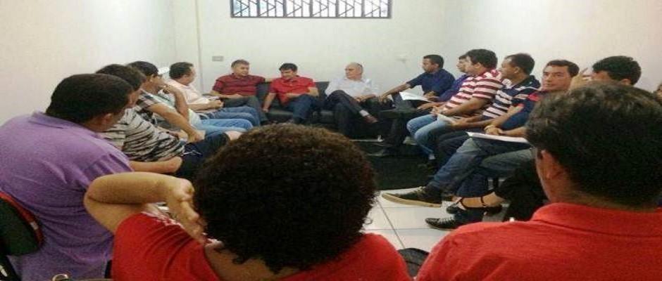  Paulo Martins consolida apoio de quase 90 prefeitos 