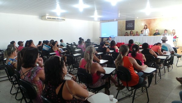 Prefeitura de Pimenteiras entrega registro de imóveis de residências  - Imagem 7