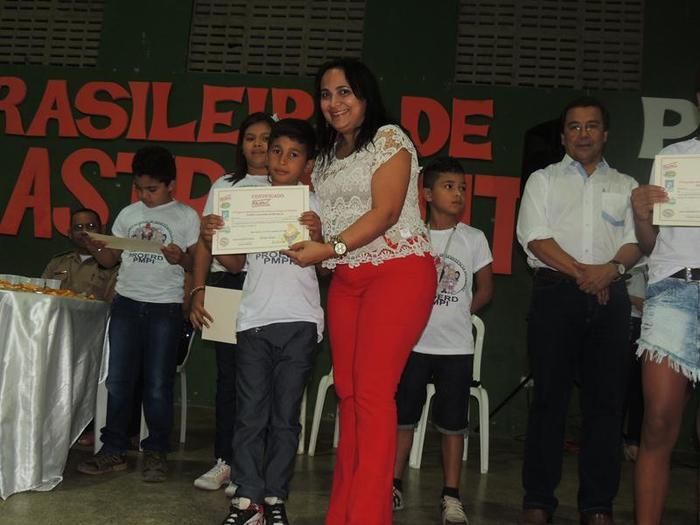 OBA e PROERD: Água Branca tem noite de premiação e certificação para os alunos da rede municipal - Imagem 13