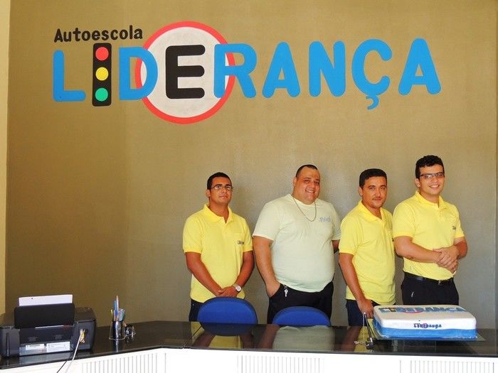 Autoescola Liderança realiza carreata para oficializar sua abertura - Imagem 3