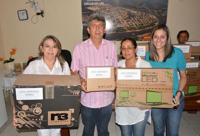 Prefeita Renata entrega computadores para Unidades de Saúde - Imagem 7