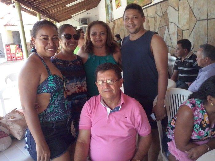 Prof. Márcio Marques promove uma mega festa em comemoração ao dia do funcionário - Imagem 3