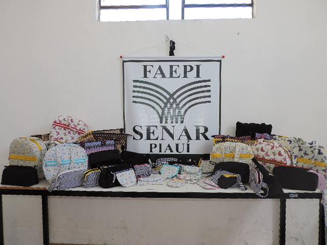 Primeira-dama participa de encerramento do curso de confecção de bolsas - Imagem 3