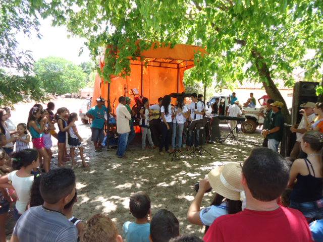 FEIRA DA AGRICULTURA FAMILIAR NA LOCALIDADE IBIRIBAS - Imagem 2