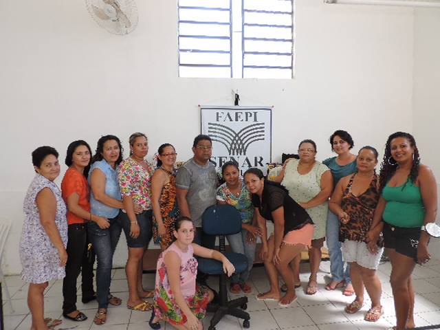 Primeira-dama participa de encerramento do curso de confecção de bolsas - Imagem 2