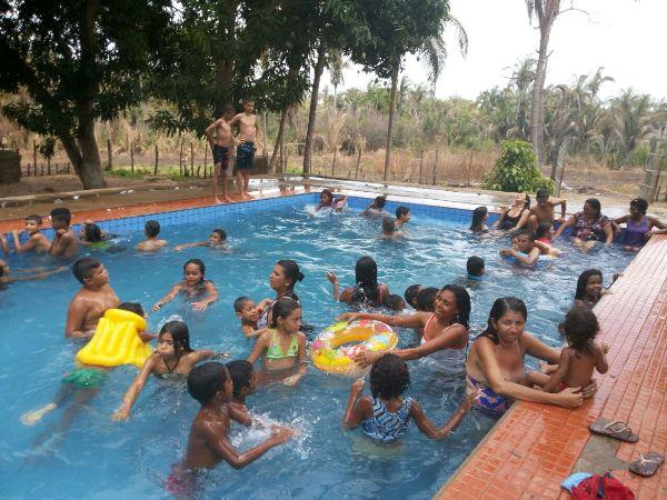 Alunos do PETI ganham dia de Lazer - Imagem 5