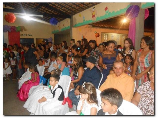 Colação de Grau da Turma do “ABC” da Escola Municipal João Amilton Ferreira - Imagem 11