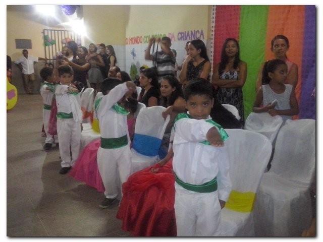 Colação de Grau da Turma do “ABC” da Escola Municipal João Amilton Ferreira - Imagem 17