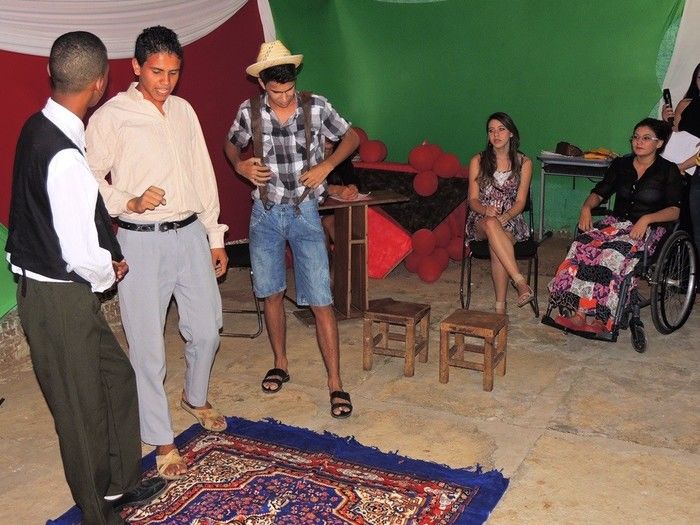 U. E. Tomaz Café realiza II Sarau Literário com a participação do público - Imagem 30