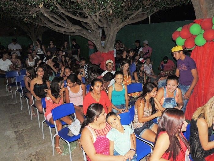 U. E. Tomaz Café realiza II Sarau Literário com a participação do público - Imagem 77