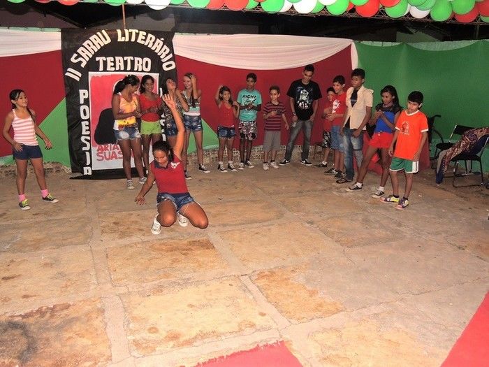 U. E. Tomaz Café realiza II Sarau Literário com a participação do público - Imagem 65