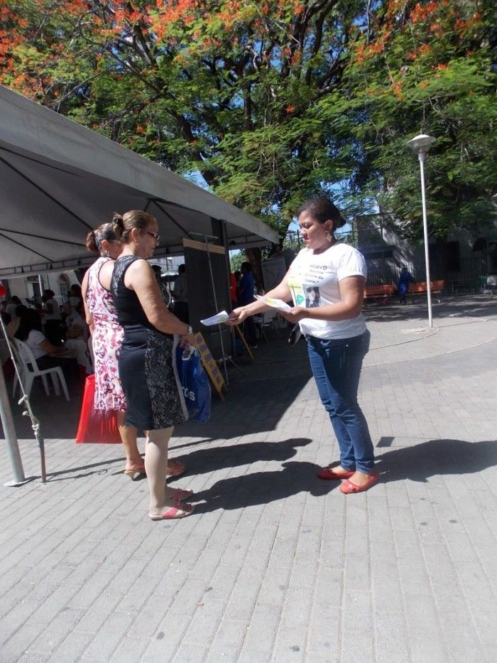 Voluntários do Projeto Neylivia Oliveira da Costa Mulher Viva participa de uma concentração em Teresina   - Imagem 30