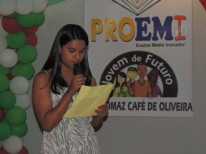 U. E. Tomaz Café realiza II Sarau Literário com a participação do público - Imagem 28